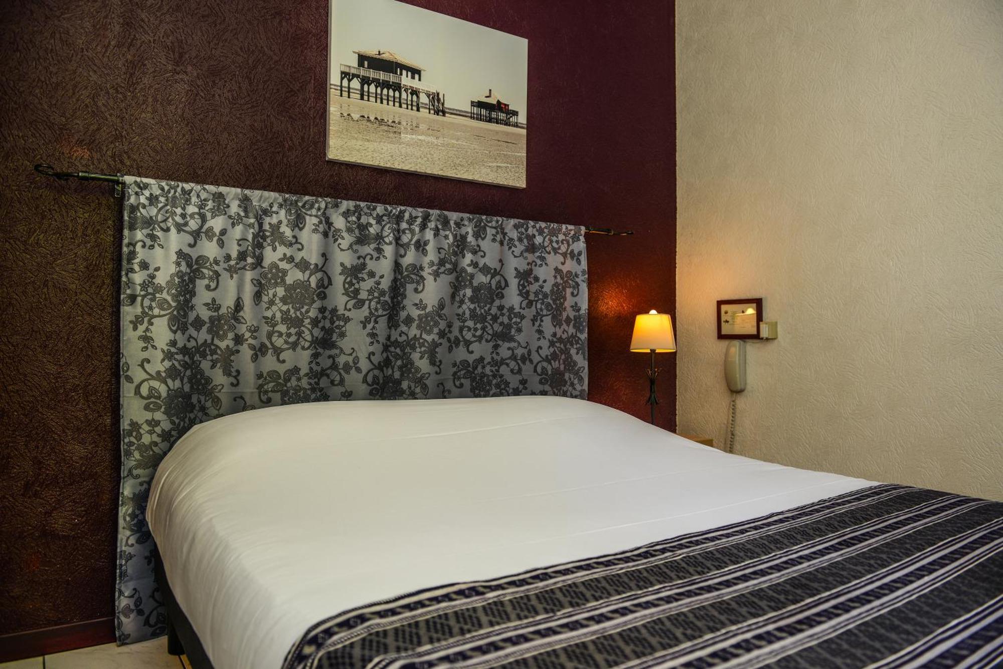 Logis Hostellerie Du Neez Gan المظهر الخارجي الصورة