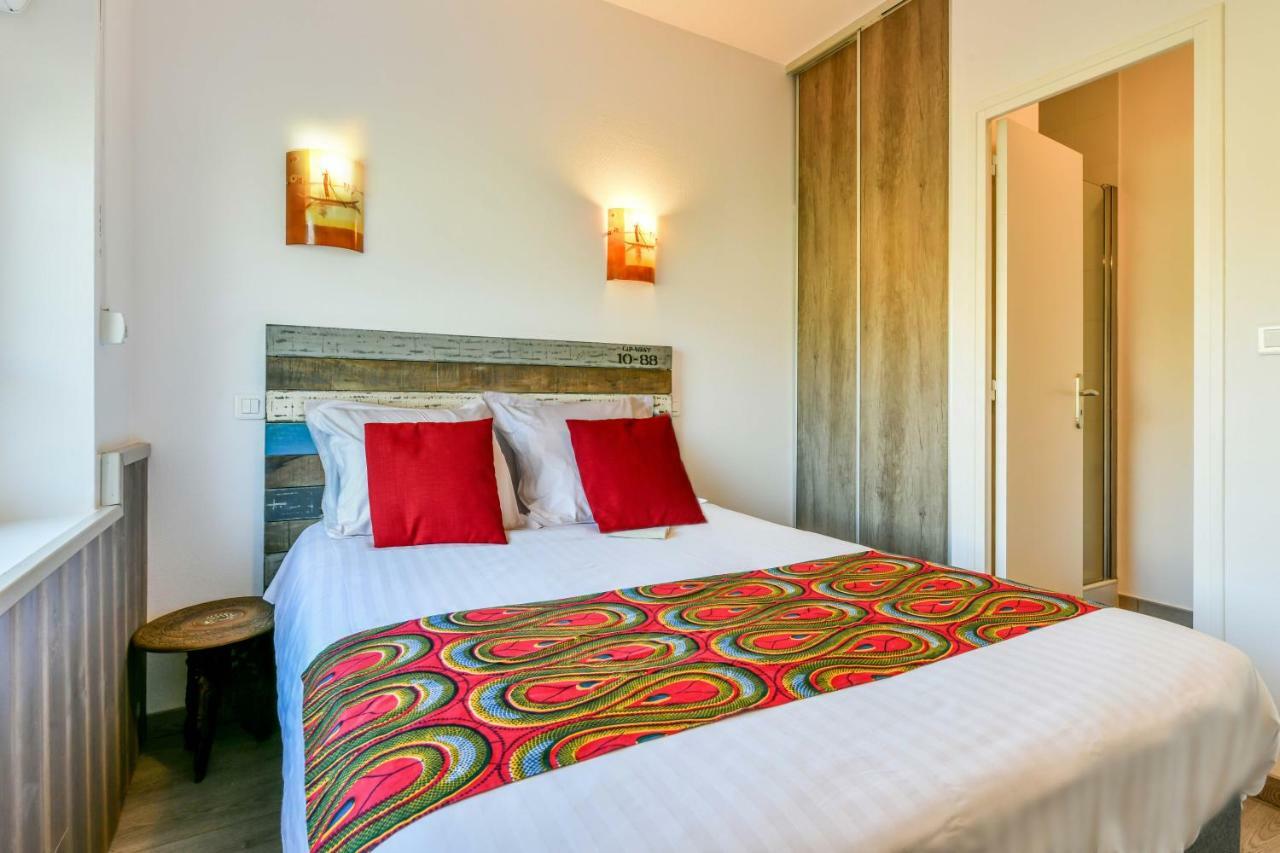 Logis Hostellerie Du Neez Gan المظهر الخارجي الصورة